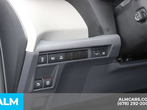 Used 2021 Toyota Sienna Limited FWD image 13