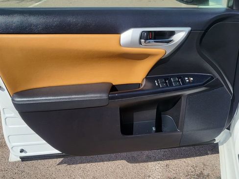 Used 2012 Lexus CT 200h Premium w/ Premium Audio Pkg image 23