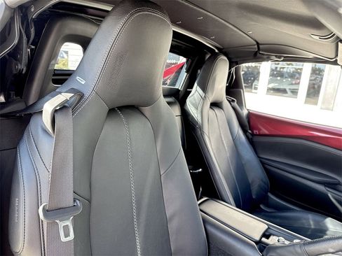 Used 2022 MAZDA MX-5 Miata RF Grand Touring image 17