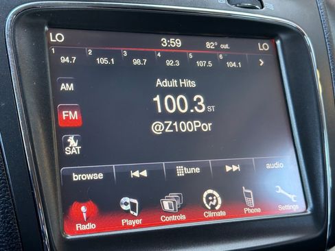 Used 2013 Dodge Journey SXT w/ Flexible Seating Group FWD image 19