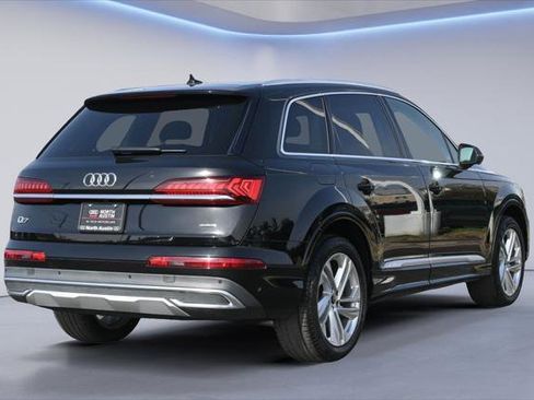 Used 2023 Audi Q7 2.0T Premium w/ Convenience Package AWD/4WD image 3