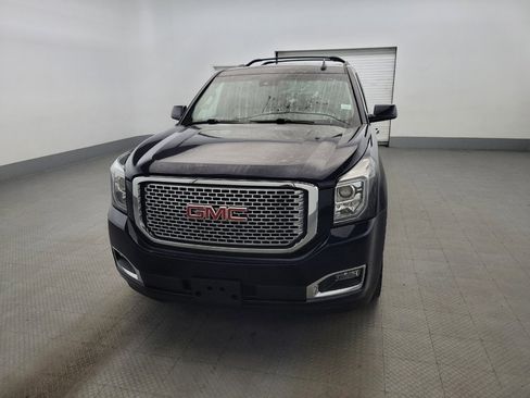 Used 2017 GMC Yukon Denali AWD/4WD image 15