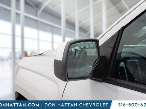Used 2018 Chevrolet Silverado 1500 LT w/ All Star Edition image 27
