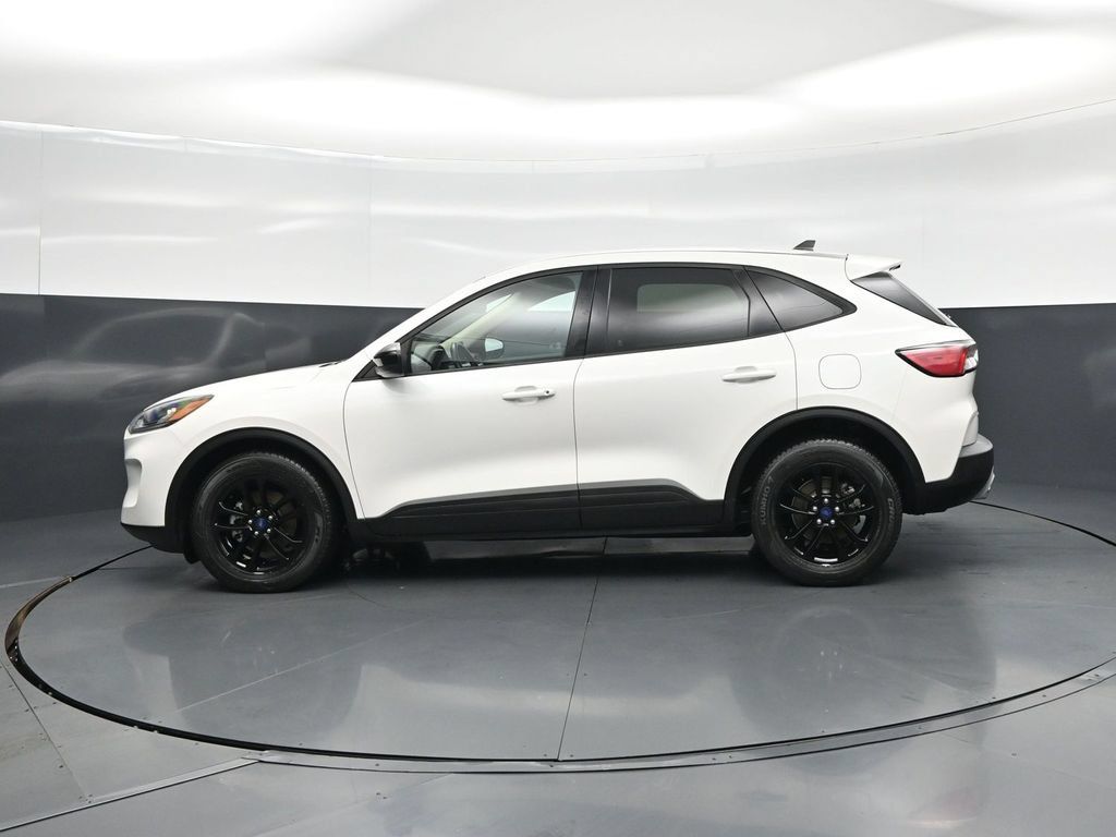 Used 2020 Ford Escape SE Sport FWD image 30