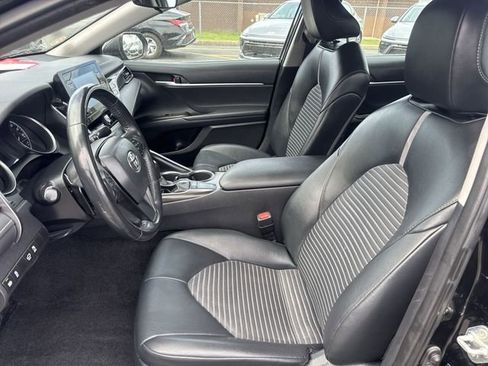 Used 2023 Toyota Camry SE FWD image 19