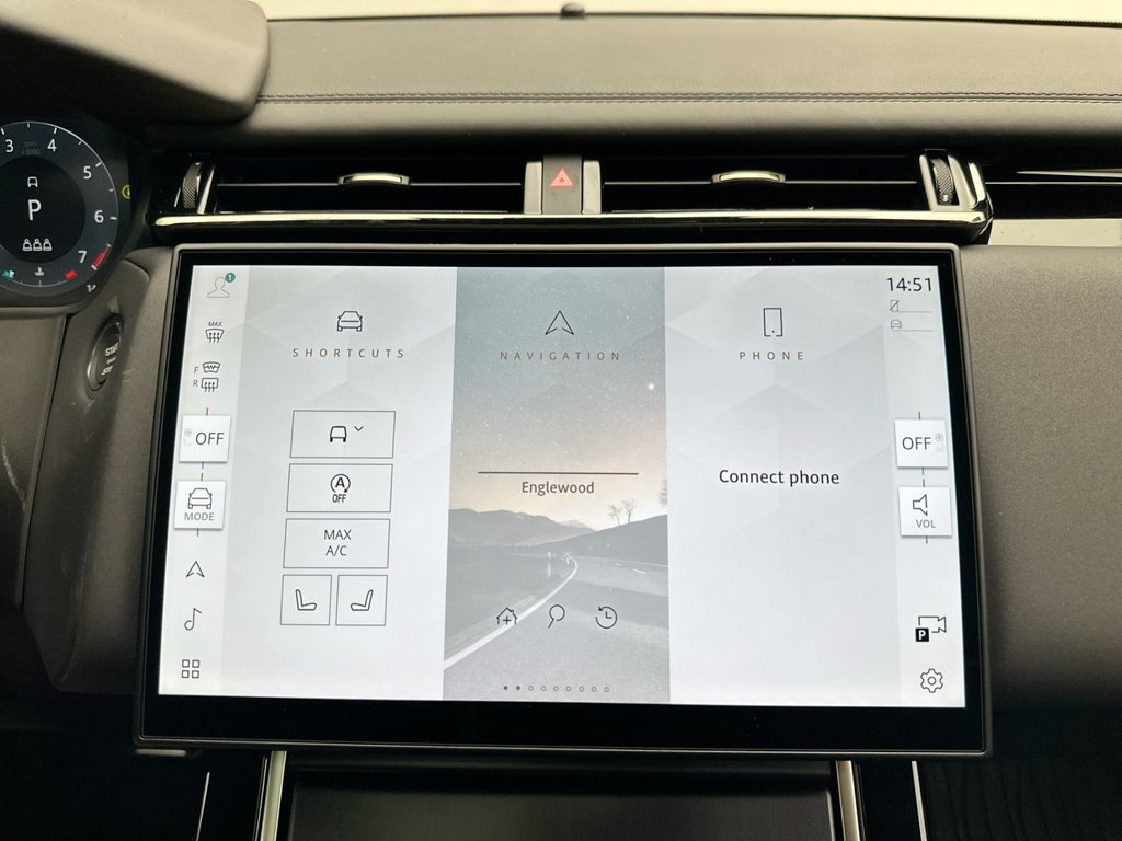 Certified 2026 Land Rover Range Rover Velar Dynamic SE AWD/4WD image 13