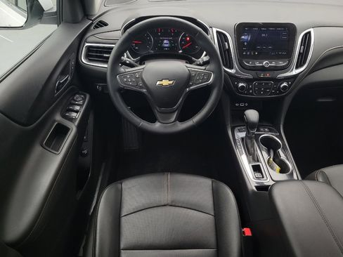 Used 2024 Chevrolet Equinox Premier AWD/4WD image 22