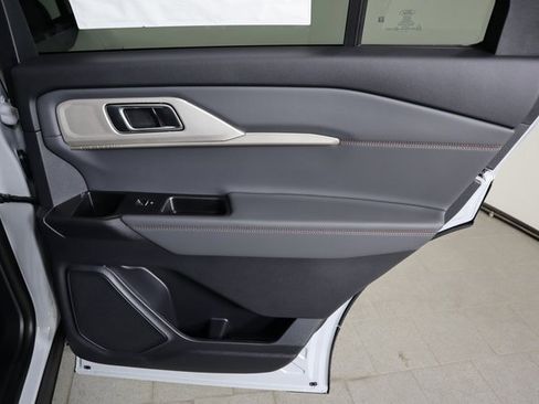 New 2026 Ford Explorer Active image 12