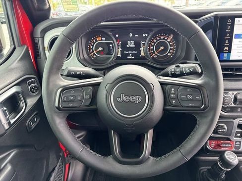 Used 2025 Jeep Wrangler Sport AWD/4WD image 16