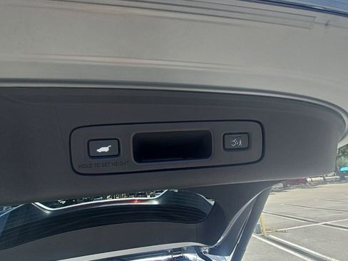 Used 2025 Acura ADX FWD image 28