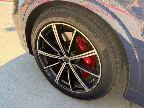 Used 2022 Audi SQ7 Prestige image 11