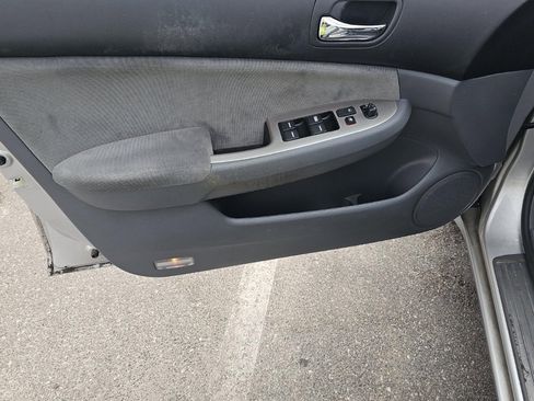 Used 2006 Honda Accord EX image 16