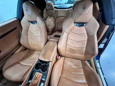 Used 2015 Maserati GranTurismo Sport RWD image 10