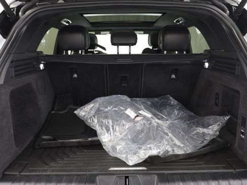 Certified 2026 Land Rover Range Rover Sport SE AWD/4WD image 18