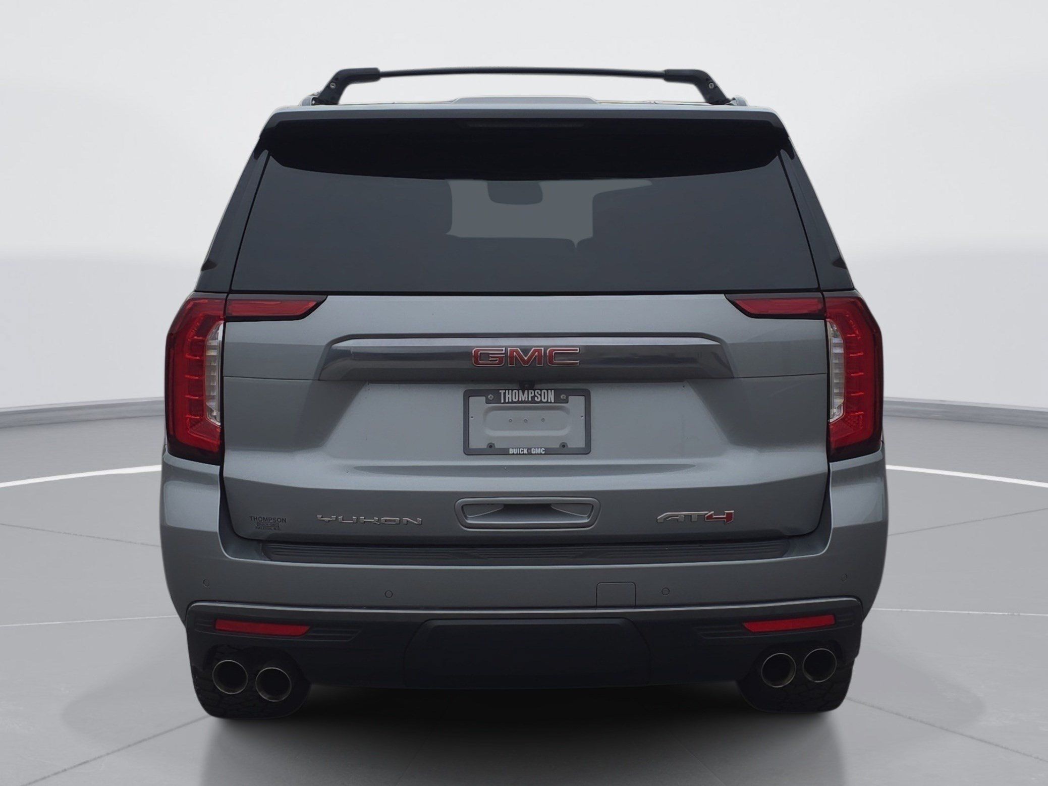 Used 2024 GMC Yukon XL AT4 w/ Technology Package AWD/4WD image 4