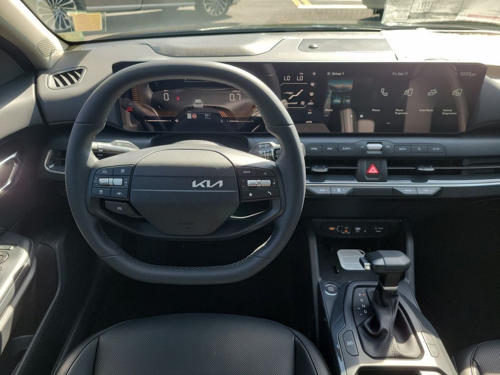 New 2026 Kia K4 EX FWD image 18