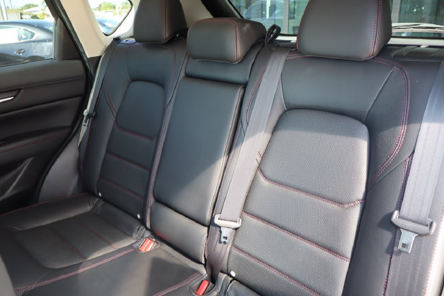 Used 2021 MAZDA CX-5 Carbon Edition FWD image 17
