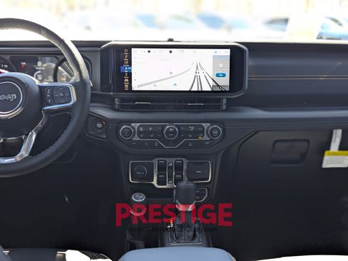 New 2025 Jeep Wrangler Unlimited Sahara AWD/4WD image 10