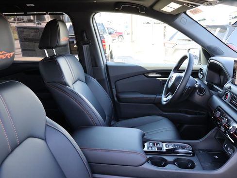 New 2026 Honda Pilot TrailSport image 6