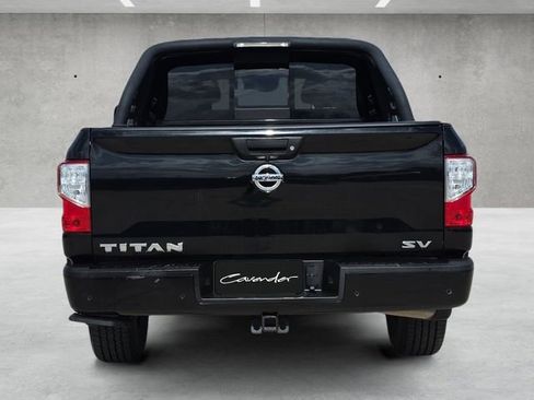 Used 2020 Nissan Titan SV w/ SV Convenience Package image 15