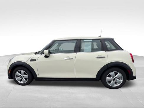 Used 2022 MINI Cooper 4-Door Hardtop FWD image 3