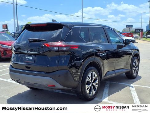 Used 2023 Nissan Rogue SV FWD image 7
