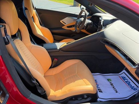 Used 2022 Chevrolet Corvette Stingray Premium Conv w/ Z51 Performance Package RWD image 29