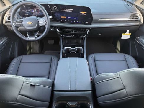 New 2026 Chevrolet Traverse LT image 10