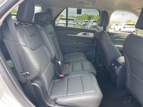 New 2026 Ford Explorer Active w/ Active Comfort Package AWD/4WD image 22