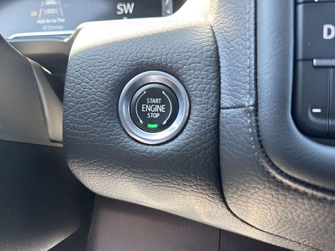 Used 2022 GMC Yukon XL Denali w/ Max Trailering Package AWD/4WD image 26