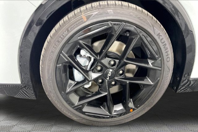 New 2027 Kia K4 GT-Line Turbo FWD image 13