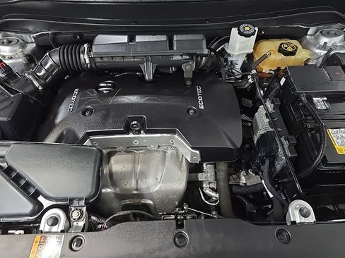 Used 2018 Buick Envision Essence AWD/4WD image 13