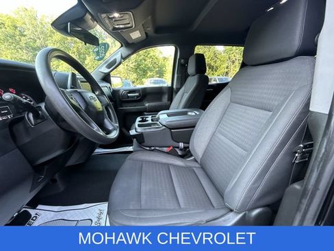 Certified 2022 Chevrolet Silverado 1500 Custom Trail Boss AWD/4WD image 19