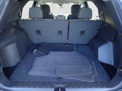 Used 2023 Chevrolet Equinox LT AWD/4WD image 8