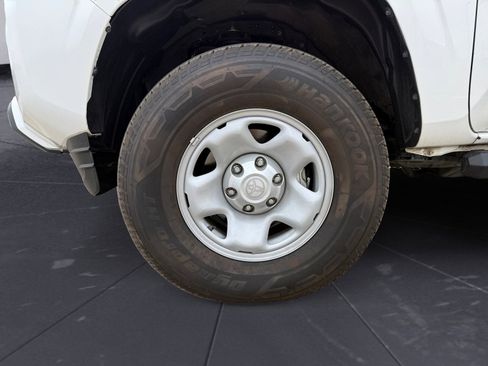 Used 2021 Toyota Tacoma SR image 14