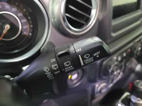 Used 2021 Jeep Wrangler Unlimited Sahara w/ Cold Weather Group image 38