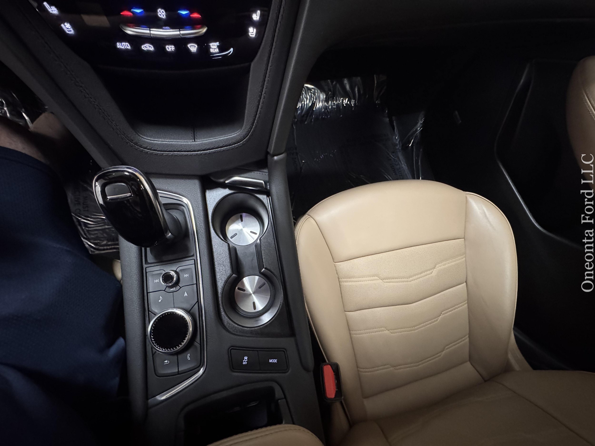 Used 2023 Cadillac XT5 Premium Luxury w/ Platinum Package AWD/4WD image 32