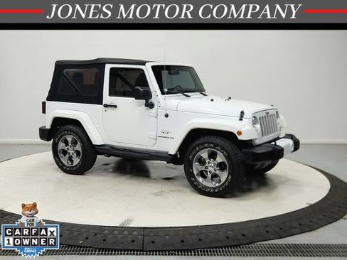 Used 2016 Jeep Wrangler Sahara w/ Connectivity Group AWD/4WD image 1