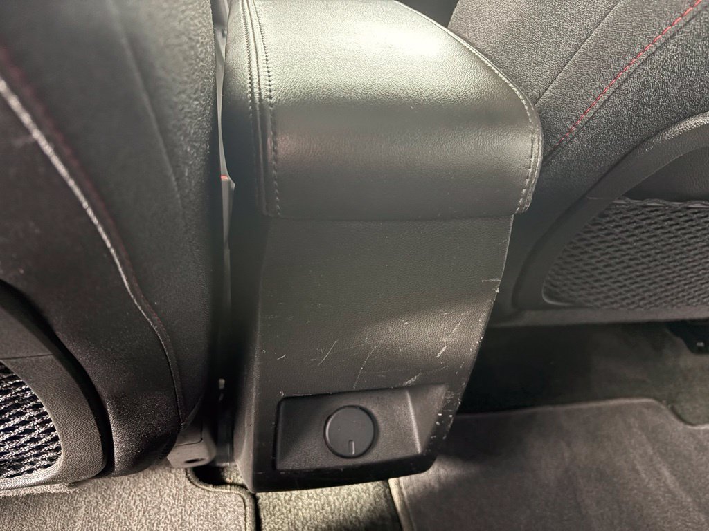 Used 2017 Chevrolet Equinox LT w/ Convenience Package AWD/4WD image 11