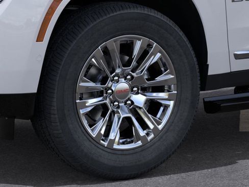 New 2026 GMC Yukon Denali w/ Sun & Power Step Package image 9