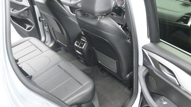 Used 2021 BMW X3 xDrive30i AWD/4WD image 16