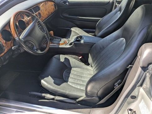 Used 1998 Jaguar XK8 Convertible image 11