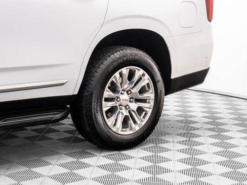 Used 2025 GMC Yukon Denali image 33