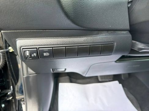 Used 2023 Toyota Corolla LE FWD image 19