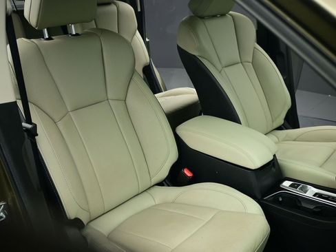 Used 2023 Subaru Ascent Limited w/ Technology Package image 53