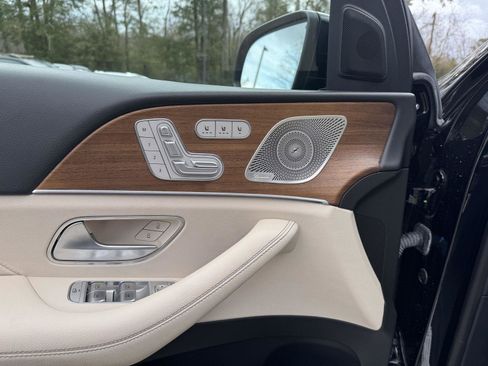 Used 2023 Mercedes-Benz GLE 350 w/ AMG Line Exterior image 6