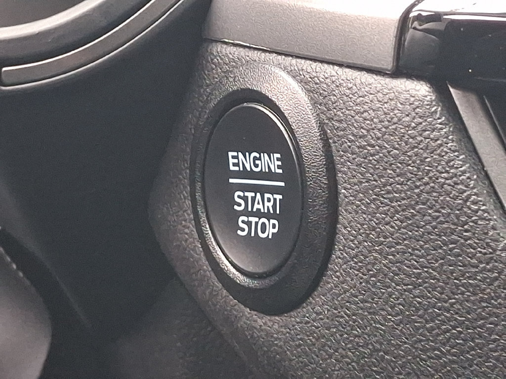 Used 2025 Ford Escape Active AWD/4WD image 24