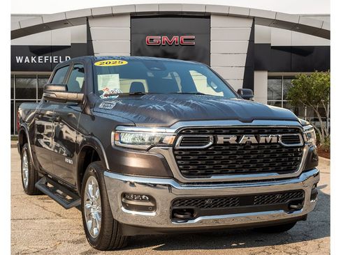 Used 2025 RAM 1500 Big Horn AWD/4WD image 1