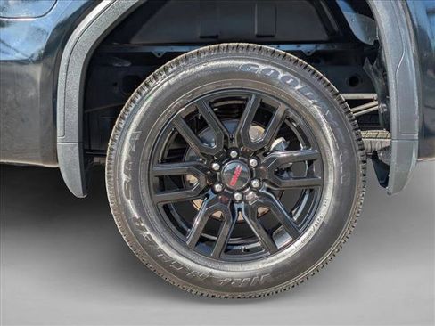 Used 2022 GMC Sierra 1500 Elevation image 23