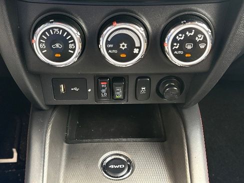 Used 2018 Mitsubishi Outlander Sport LE AWD/4WD image 18